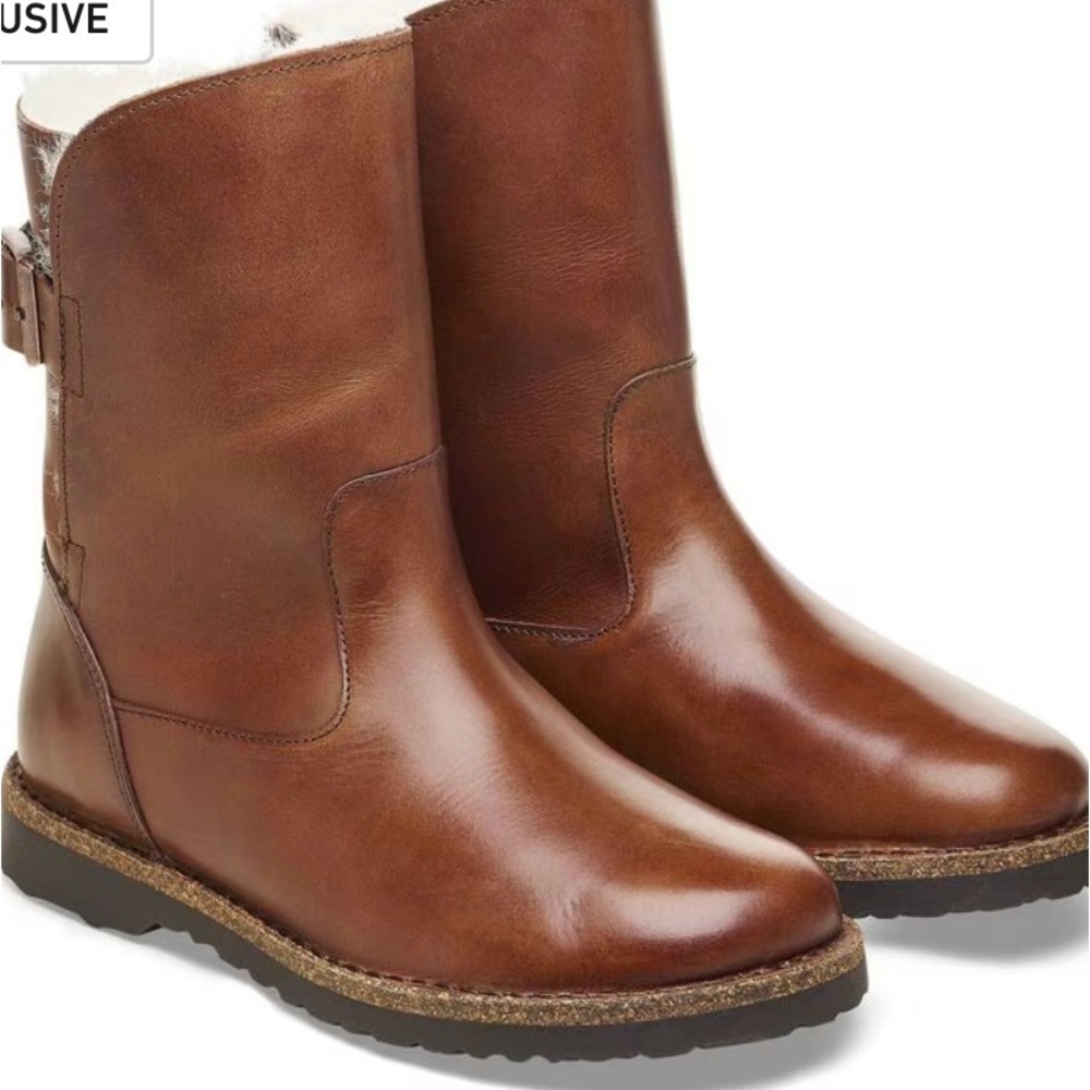 Birkenstocktock boots
Uppsala Shearling leather
Women’s size 6
Like new